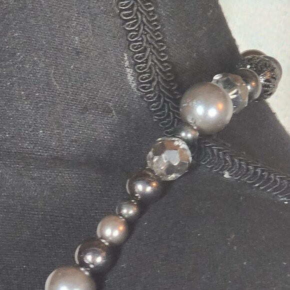 Chico's Gunmetal Filigree Crystal Ball Pewter Silver Faux Pearl 41" Necklace - Picture 8 of 16